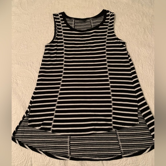 Cable & Gauge Tops - Cable & Gauge Black and White Striped Tank Top